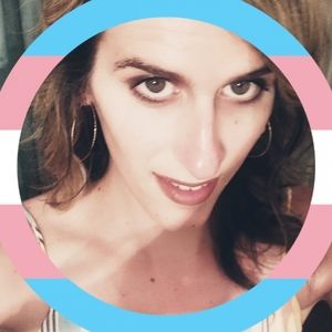 Meet your Posher, Lena